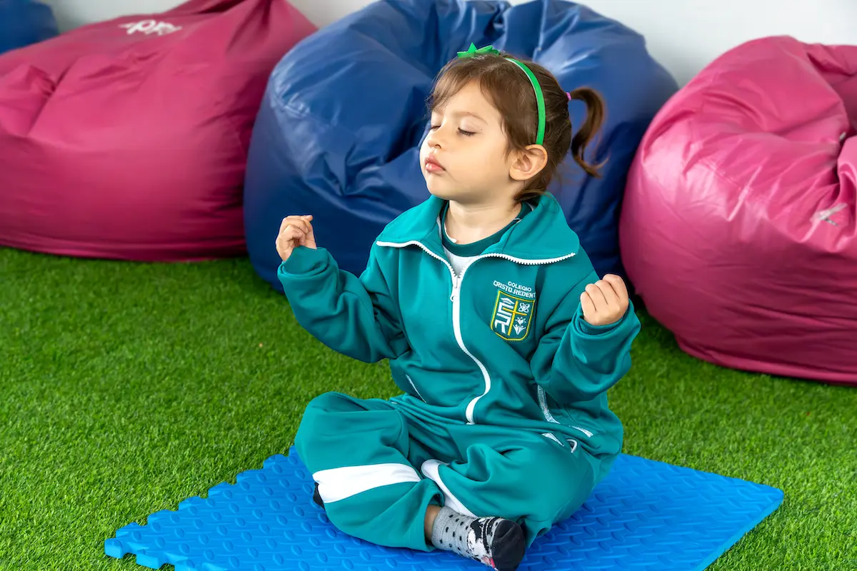 Copia de happy colegio cristo redentor